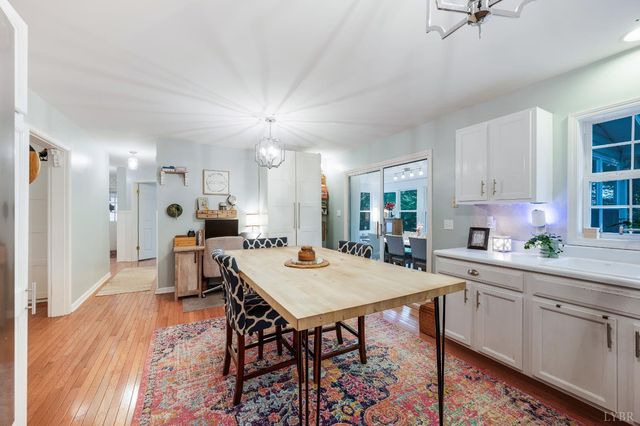 5910 Boonsboro Road, Lynchburg, VA 24503