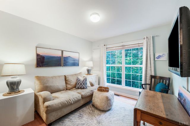 5910 Boonsboro Road, Lynchburg, VA 24503