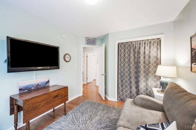 5910 Boonsboro Road, Lynchburg, VA 24503