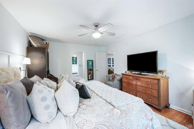 5910 Boonsboro Road, Lynchburg, VA 24503