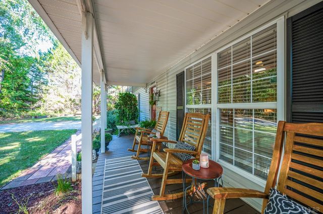 5910 Boonsboro Road, Lynchburg, VA 24503