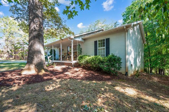 5910 Boonsboro Road, Lynchburg, VA 24503