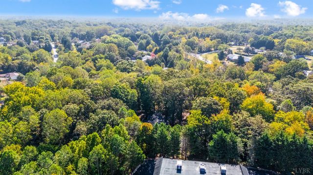 5910 Boonsboro Road, Lynchburg, VA 24503