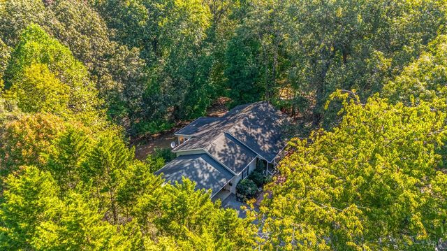 5910 Boonsboro Road, Lynchburg, VA 24503