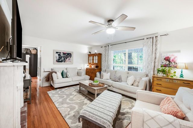 5910 Boonsboro Road, Lynchburg, VA 24503