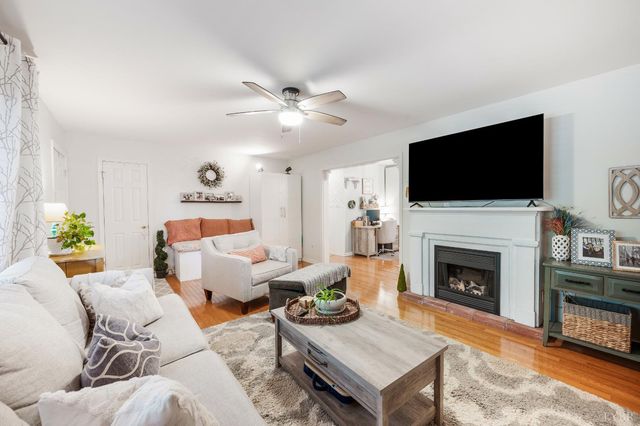 5910 Boonsboro Road, Lynchburg, VA 24503