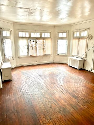 7915 S Paulina Street, Chicago, IL 60620