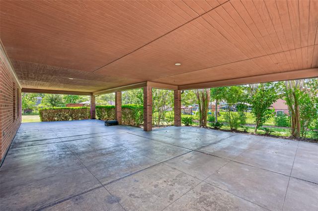 21007 Cook Road, Tomball, TX 77377