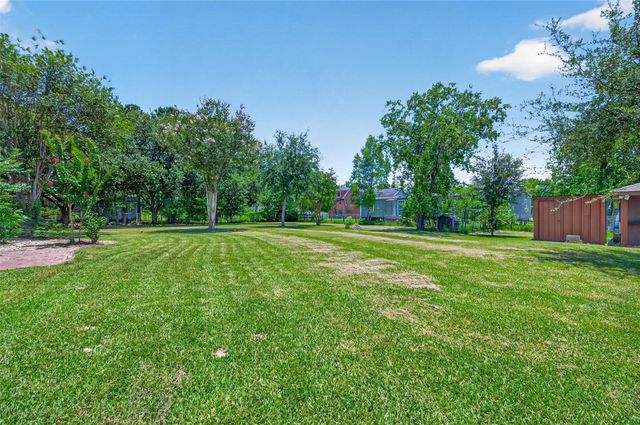 21007 Cook Road, Tomball, TX 77377