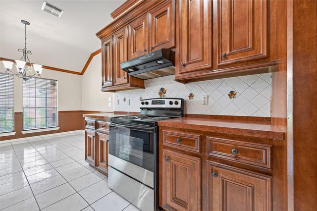 21007 Cook Road, Tomball, TX 77377