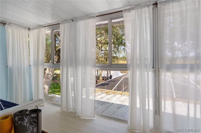 6085 S Royal Drive, Homosassa, FL 34448