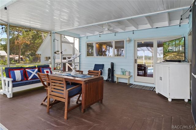 6085 S Royal Drive, Homosassa, FL 34448