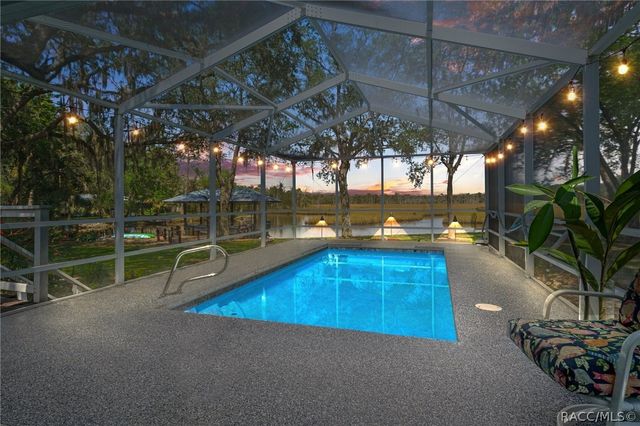 6085 S Royal Drive, Homosassa, FL 34448