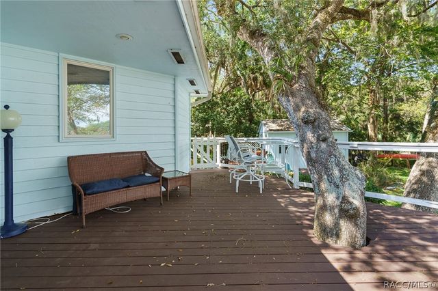 6085 S Royal Drive, Homosassa, FL 34448