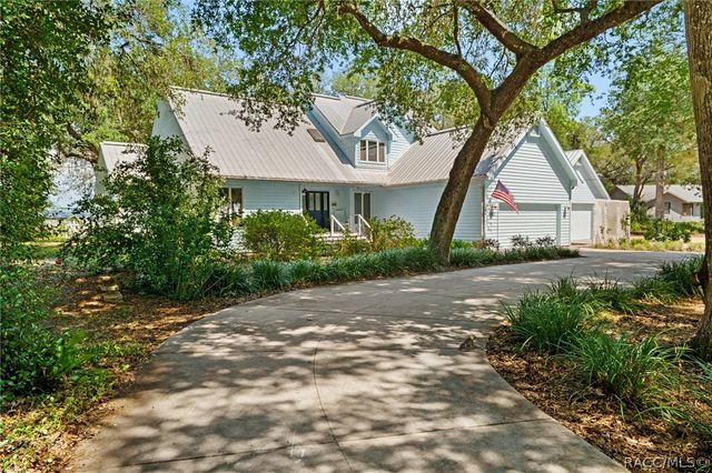 6085 S Royal Drive, Homosassa, FL 34448