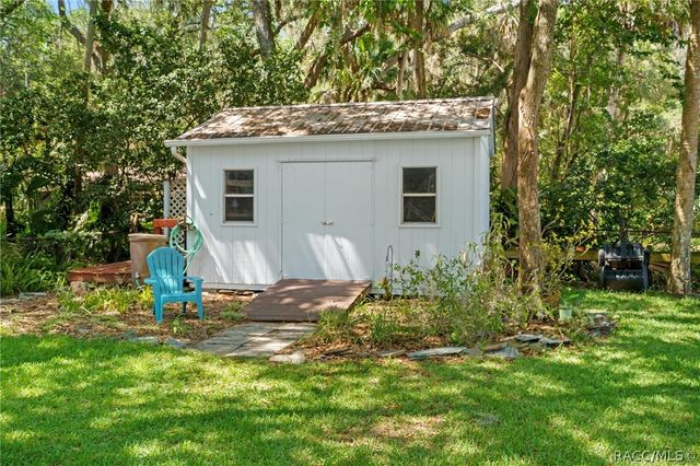6085 S Royal Drive, Homosassa, FL 34448