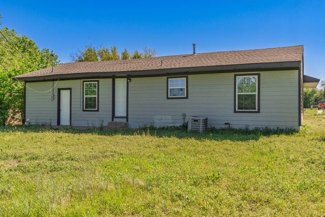 1704 Langford Street, Greenville, TX 75401