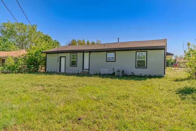 1704 Langford Street, Greenville, TX 75401