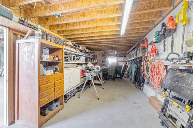 413 N Albro Road, Prosser, WA 99350