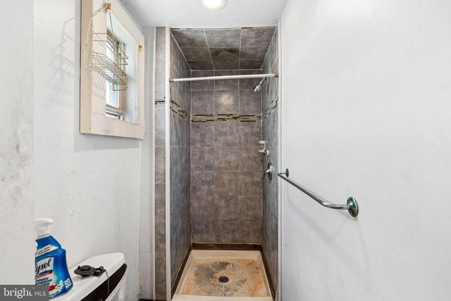 1236 N 42ND ST, Philadelphia, PA 19104