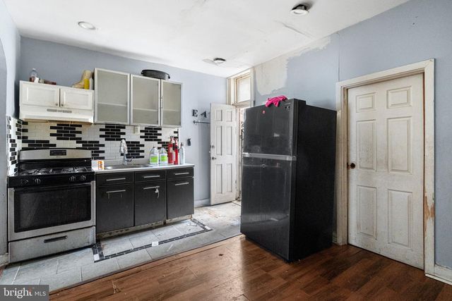 1236 N 42ND ST, Philadelphia, PA 19104