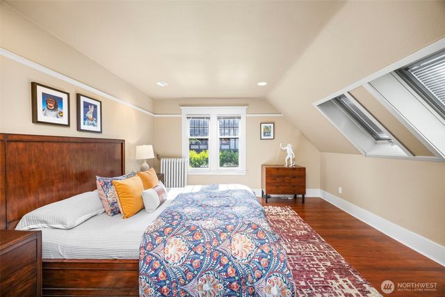 2218 E Prospect Street, Seattle, WA 98112