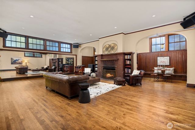 2218 E Prospect Street, Seattle, WA 98112