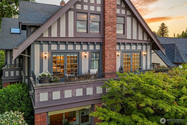 2218 E Prospect Street, Seattle, WA 98112