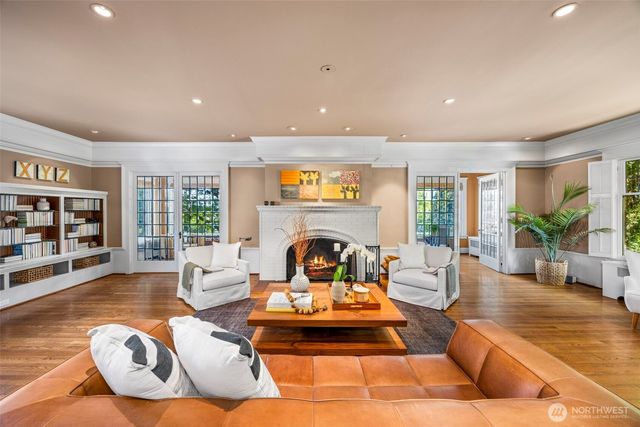 2218 E Prospect Street, Seattle, WA 98112