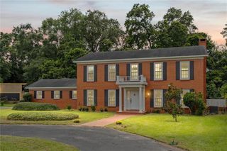 1440 Regency Oaks Drive W, Mobile, AL 36609