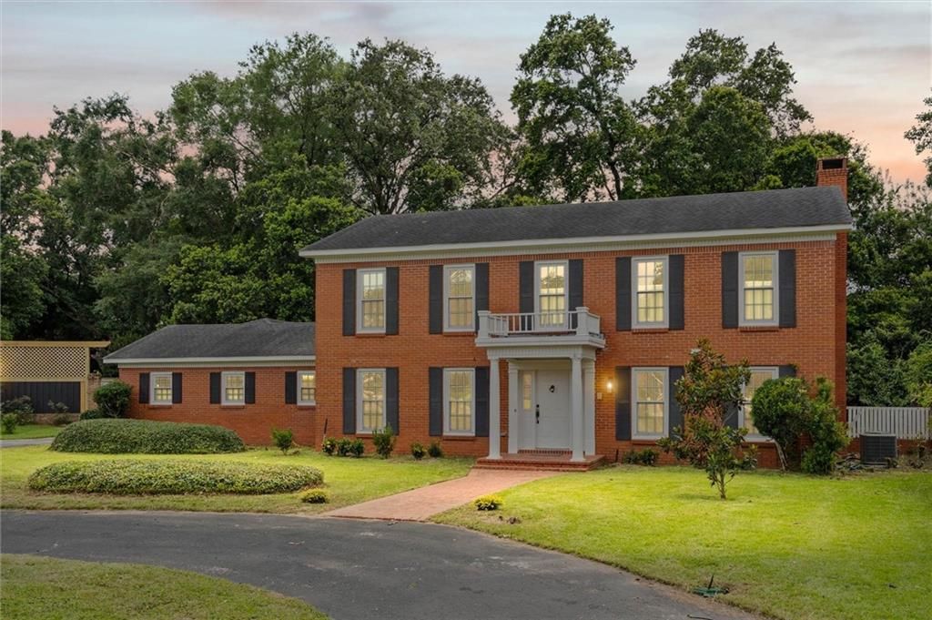 1440 Regency Oaks Drive W, Mobile, AL 36609