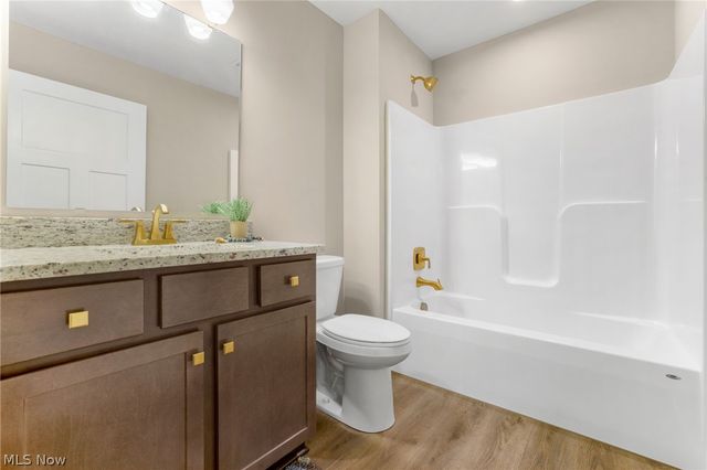 3495 Wicker Street NE, Uniontown, OH 44721