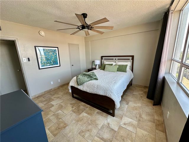715 S Upper Broadway St 905, Corpus Christi, TX 78401