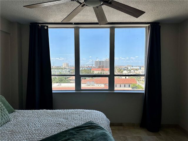 715 S Upper Broadway St 905, Corpus Christi, TX 78401