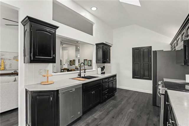 5031 W 120th Place, Overland Park, KS 66209