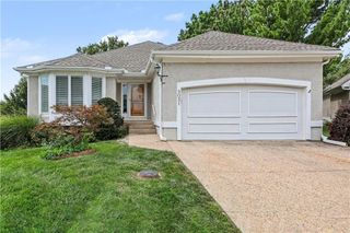 5031 W 120th Place, Overland Park, KS 66209