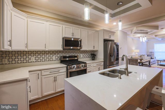 716 N COLLINGTON AVE, Baltimore, MD 21205