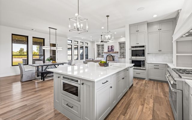 2005 Meadowlark Court, Aledo, TX 76008