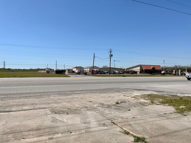204 Highway 146 S, Texas City, TX 77590