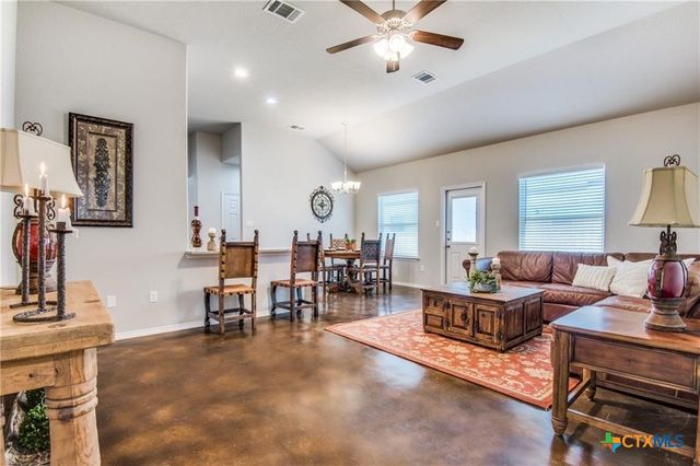 1114 Renee Way, Seguin, TX 78155