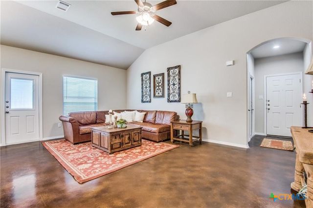 1114 Renee Way, Seguin, TX 78155