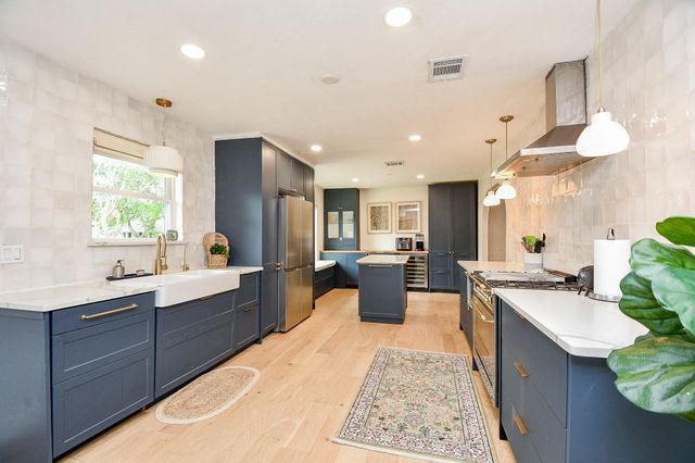 2735 Triway Lane, Houston, TX 77043