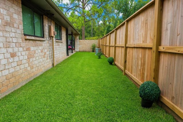 2735 Triway Lane, Houston, TX 77043