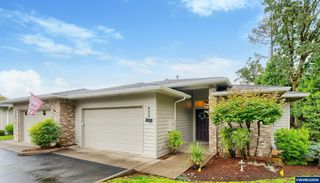 930 Sahalee Ct SE, Salem, OR 97306