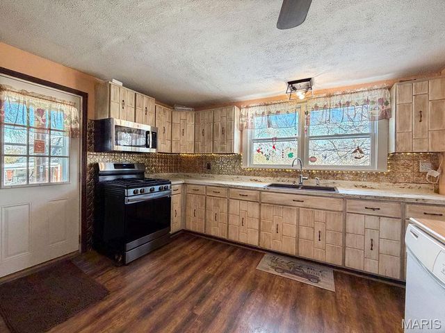 11787 Gamel Cemetery Road, Festus, MO 63028