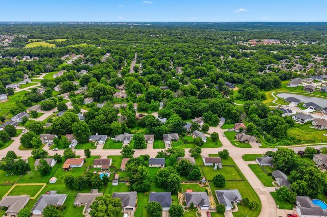 1619 S LOUISVILLE DR, Columbia, MO 65203