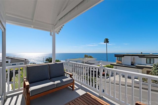 135 Sunset Terrace, Laguna Beach, CA 92651