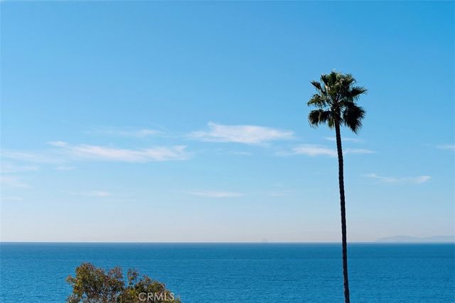 135 Sunset Terrace, Laguna Beach, CA 92651
