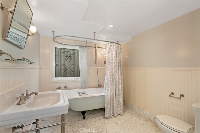 135 Sunset Terrace, Laguna Beach, CA 92651