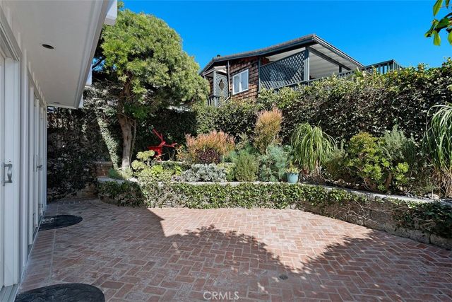 135 Sunset Terrace, Laguna Beach, CA 92651